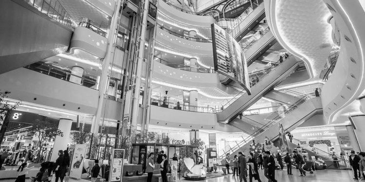 Gerbang Perubahan Gaya Hidup Bernama Pusat Belanja