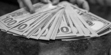 Luar Biasa, Utang Luar Negeri Indonesia Capai Rp 6.336,63 Triliun