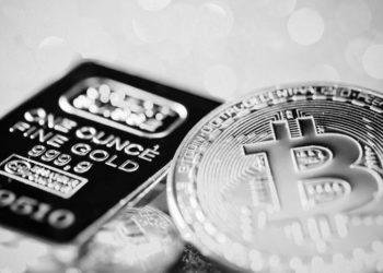 Emas dan Bitcoin Berkejaran Jadi Termahal