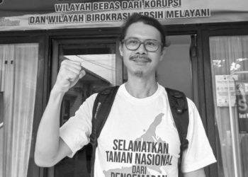 Daniel Frits, Aktivis Lingkungan Karimunjawa Divonis Tujuh Bulan Penjara