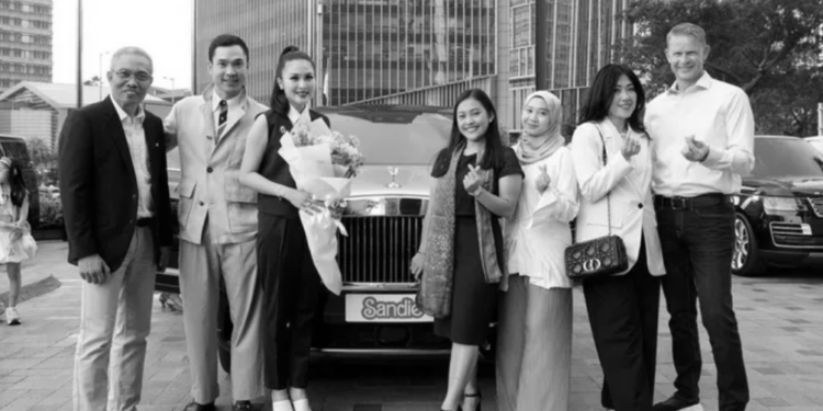 Harga Rolls Royce Hadiah Harvey Moeis untuk Sandra Dewi Setara Gaji UMP Jakarta 4.933 Orang