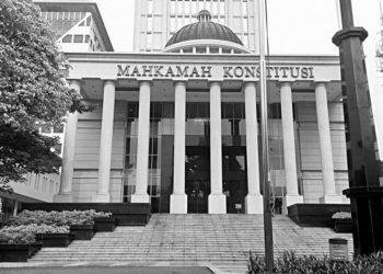 Sri Mulyani, Airlangga, Muhadjir, dan Tri Rismaharini Telah Hadir di Mahkamah Konstitusi